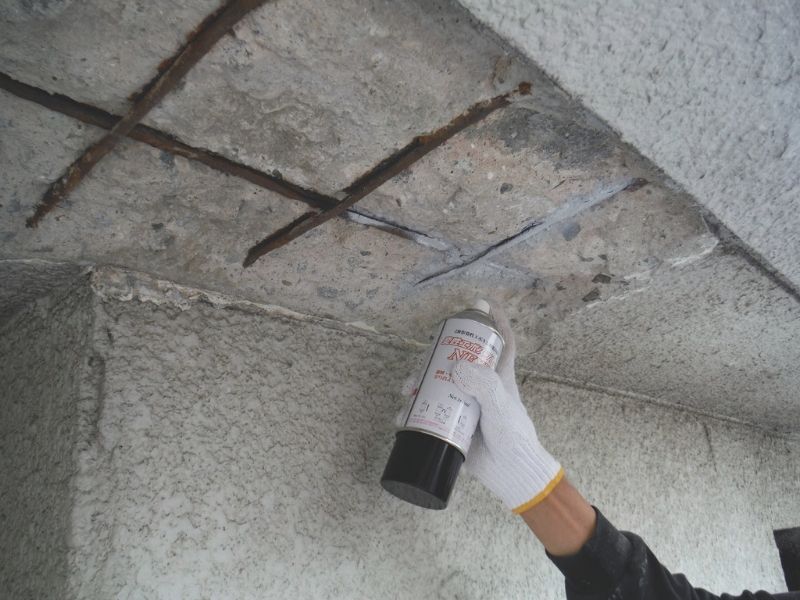 露出した鉄筋等に対する除錆・防錆技術について