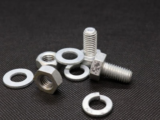 溶融亜鉛めっき高力ボルトとは？接合時のポイントや注意点を解説