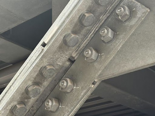 溶融亜鉛めっき高力ボルトとは？接合時のポイントや注意点を解説