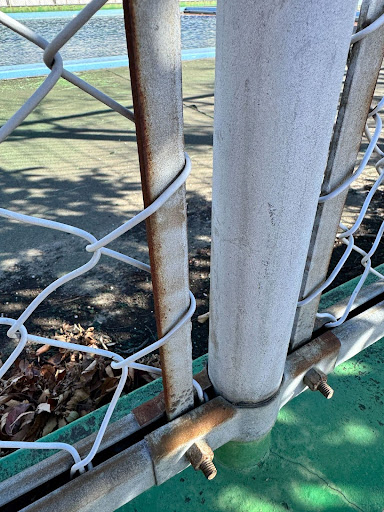 溶融亜鉛めっきの見分け方｜メンテナンス時期を見逃さないサインとは？