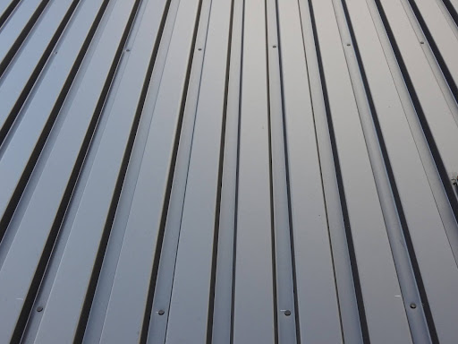 ペンキと塗料は違うもの？ガルバリウム鋼板の補修に適した塗料を解説